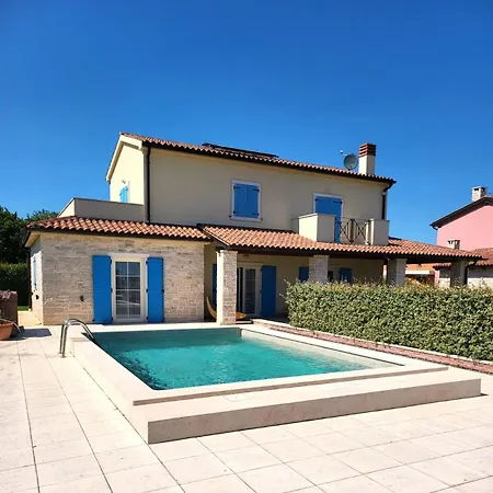 Villa Golden Sun