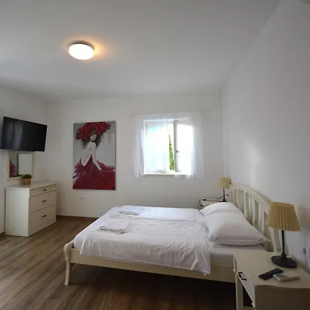 Vila Golden Sun Rebici